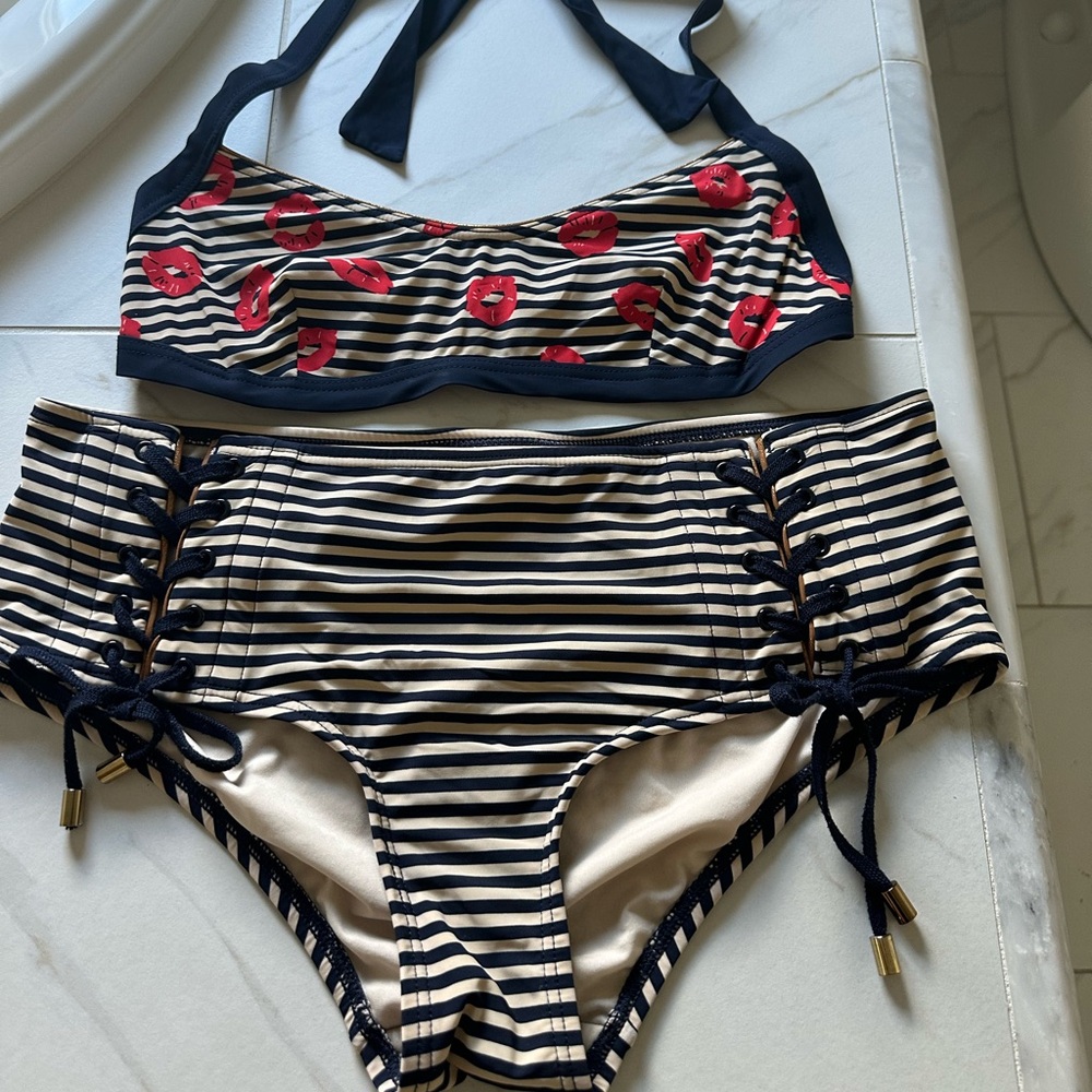 Marc By Marc Jacobs stripes bathing suit - medium bottom, small top 👙
